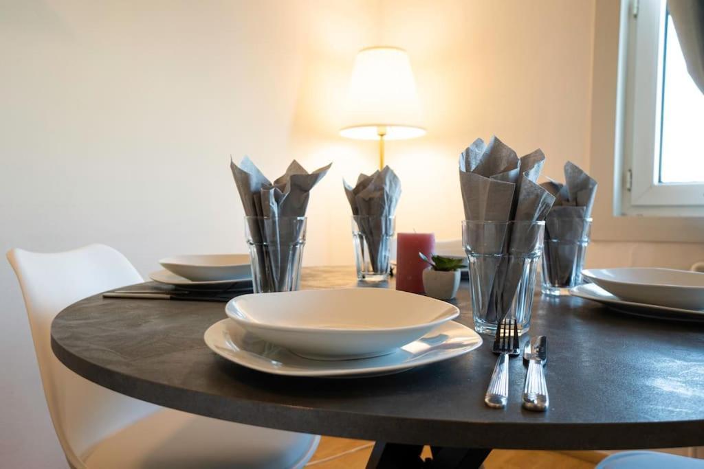 Stylish 2 Floor Penthouse • 15 Min To City Center Вена Экстерьер фото